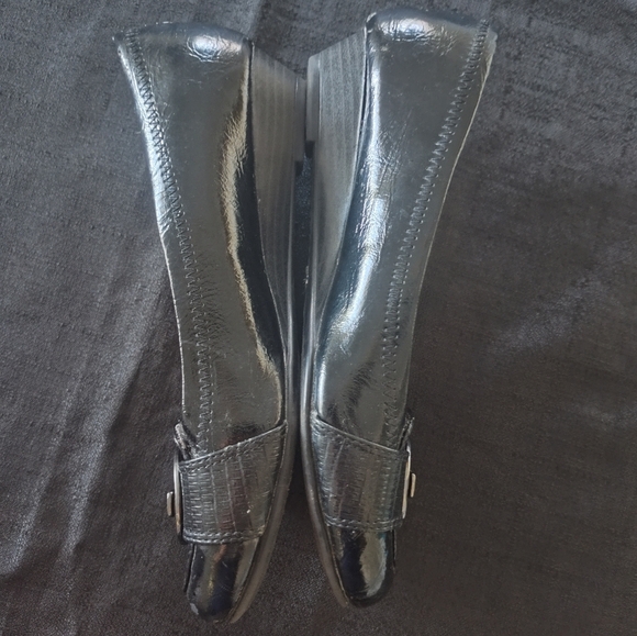 Women's loafers life stride black used size 9 - Picture 3 of 7